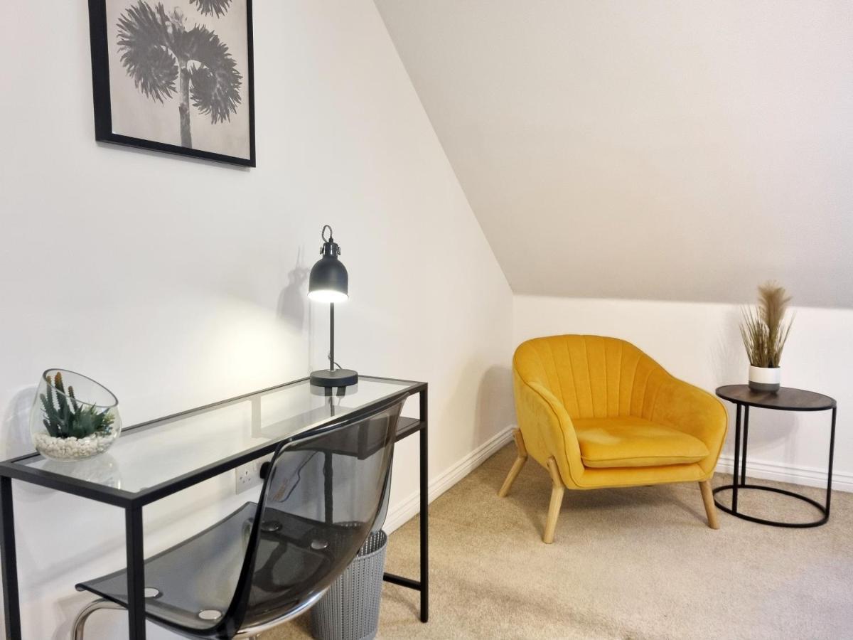 Modern & Spacious 3 Bedrooms And 2 Bathrooms Home, Free Parking! Cambridge  Exteriér fotografie