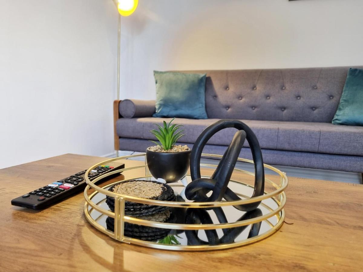 Modern & Spacious 3 Bedrooms And 2 Bathrooms Home, Free Parking! Cambridge  Exteriér fotografie